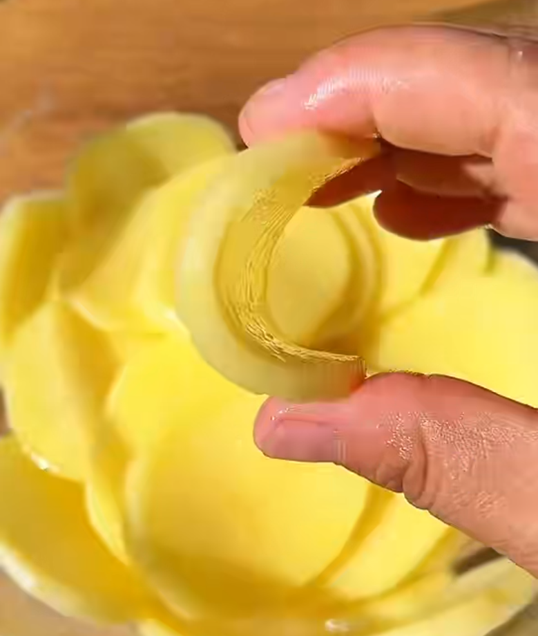 处理土豆步骤示意